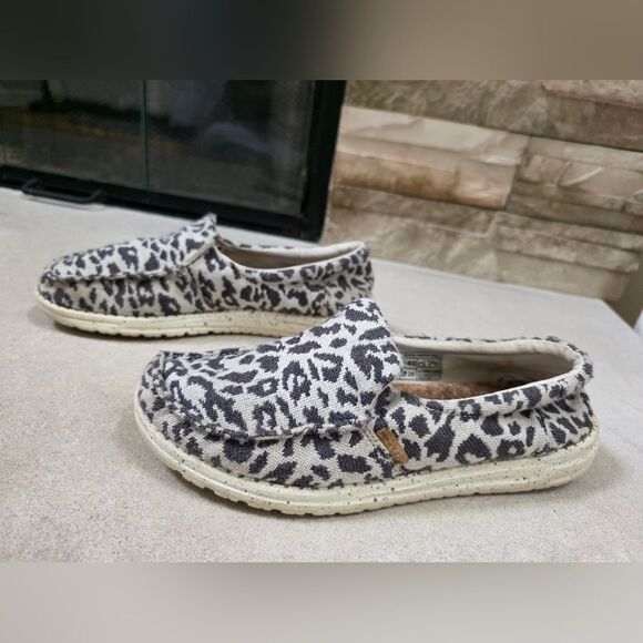 Hey Dude Women's Misty Woven Cheetah Grey Size 9 - Picture 1 of 16